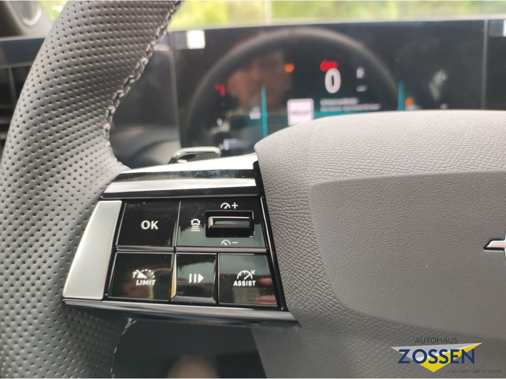 Opel Astra 2025