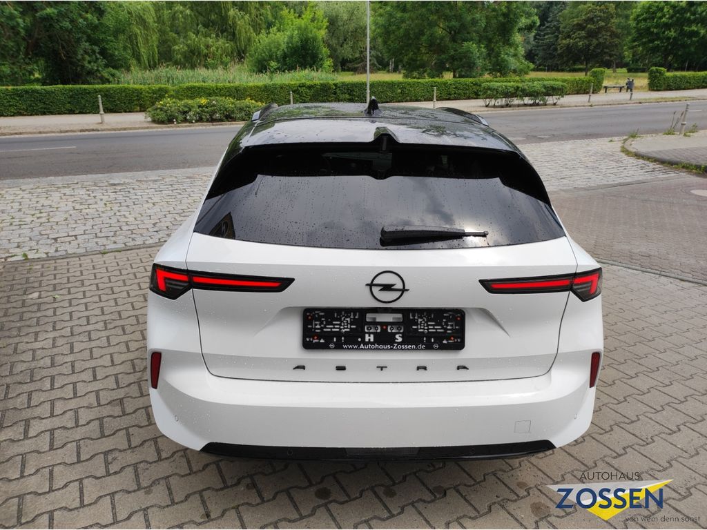 Opel Astra 2025