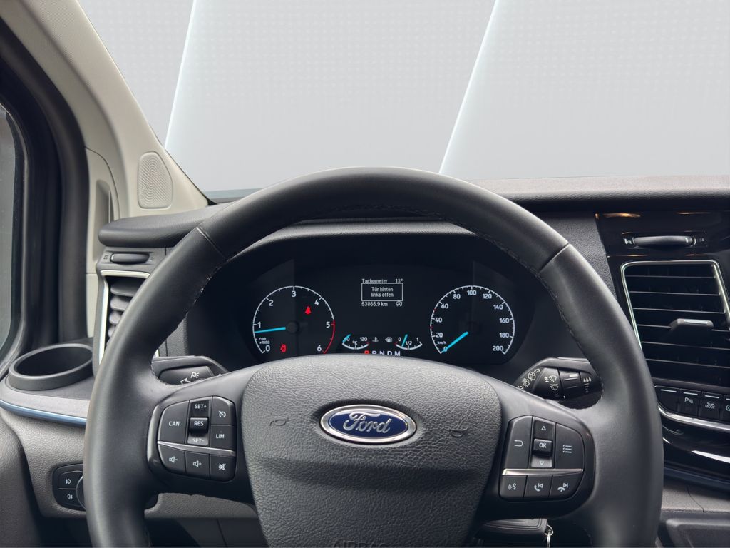 Ford Tourneo Custom 2022