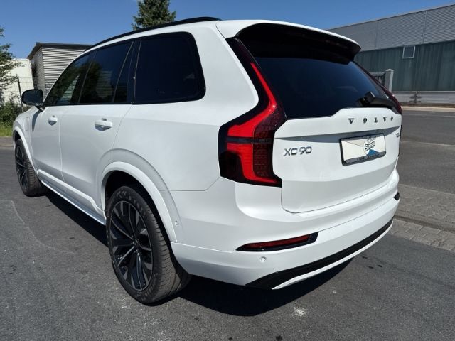 Volvo XC90 2025