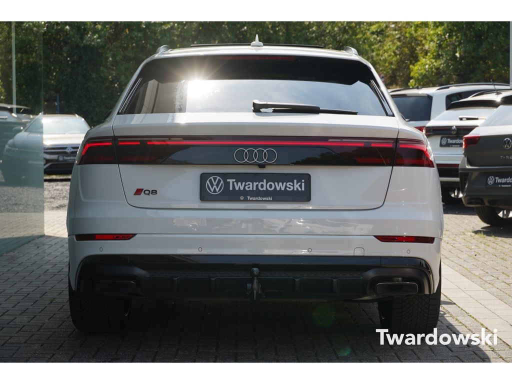 Audi Q8 2025