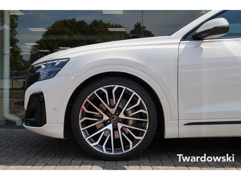 Audi Q8 2025