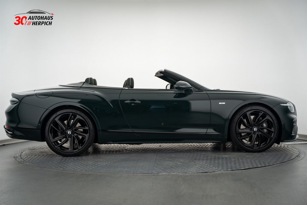 Bentley Continental GTC 2025