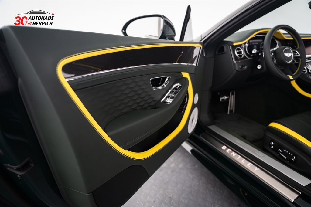 Bentley Continental GTC 2025