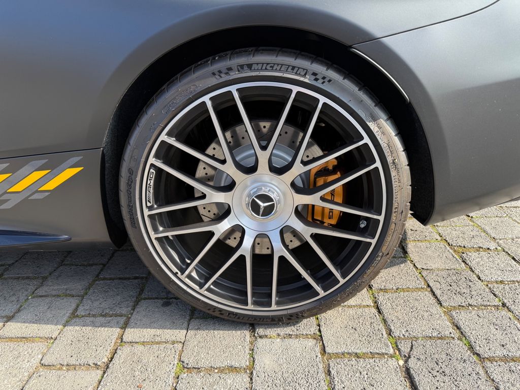 Mercedes-Benz C 63 AMG