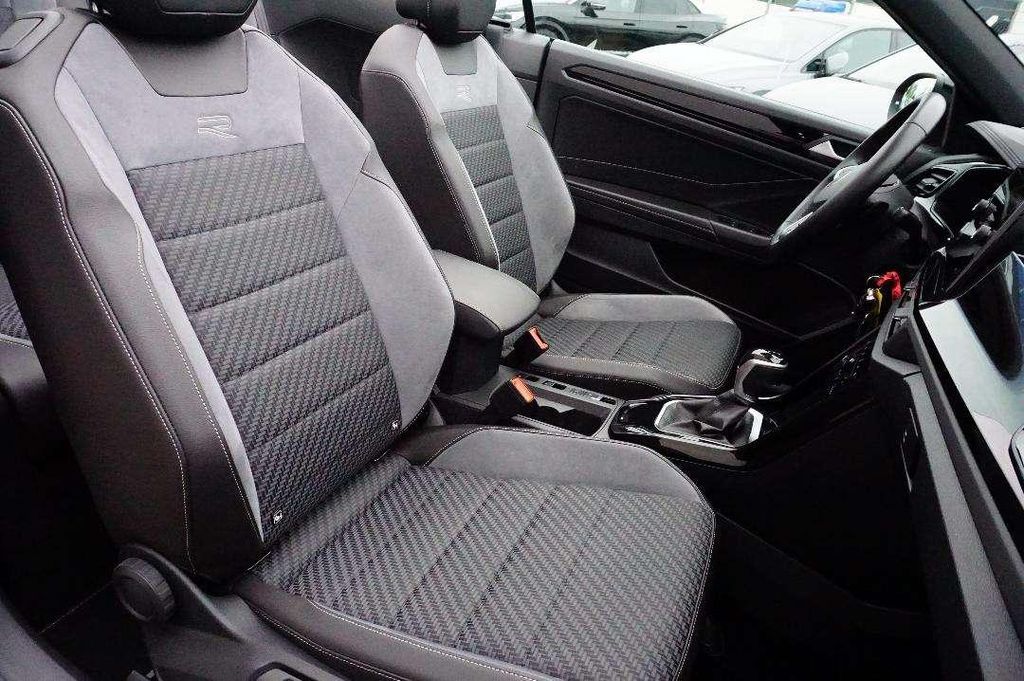 Volkswagen T-Roc 2024