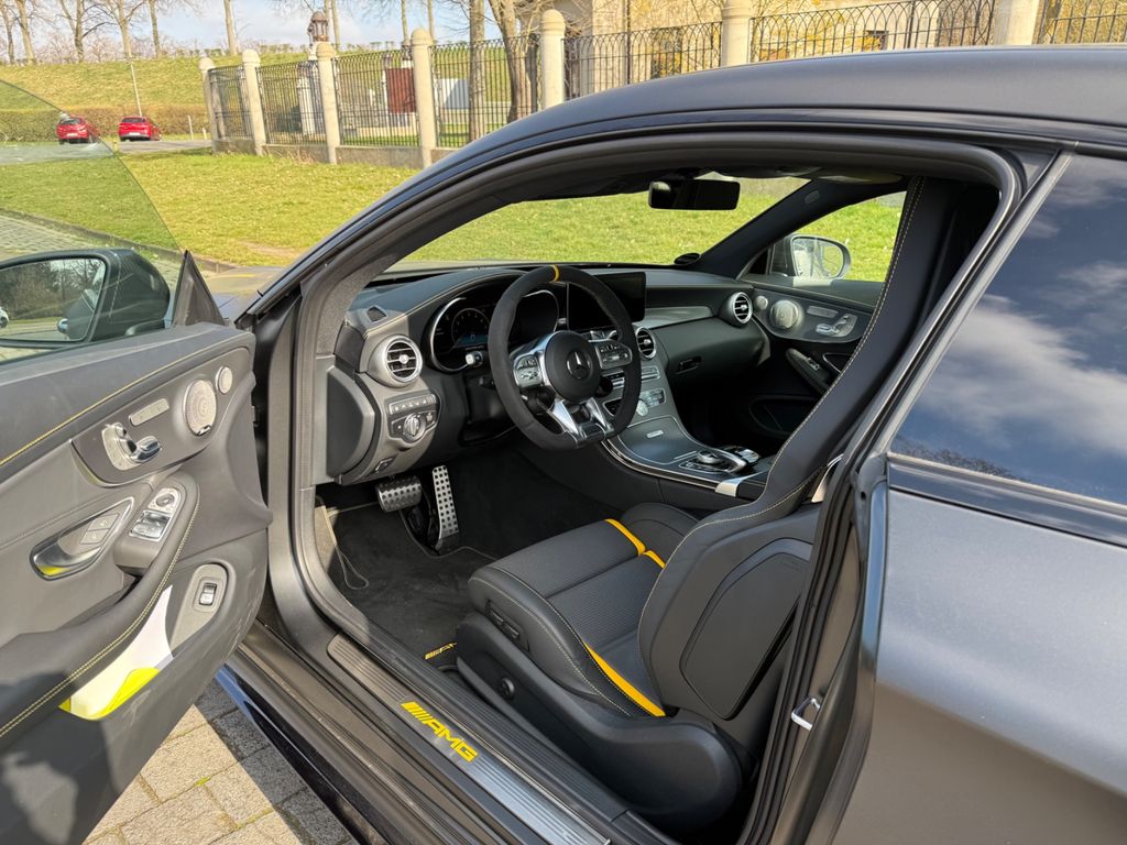 Mercedes-Benz C 63 AMG