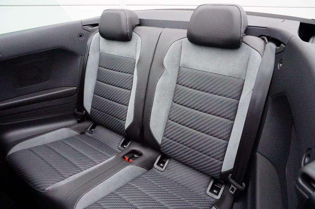 Volkswagen T-Roc 2024