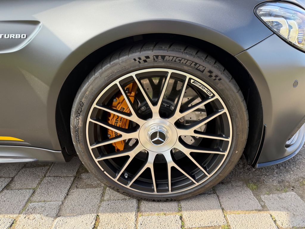 Mercedes-Benz C 63 AMG