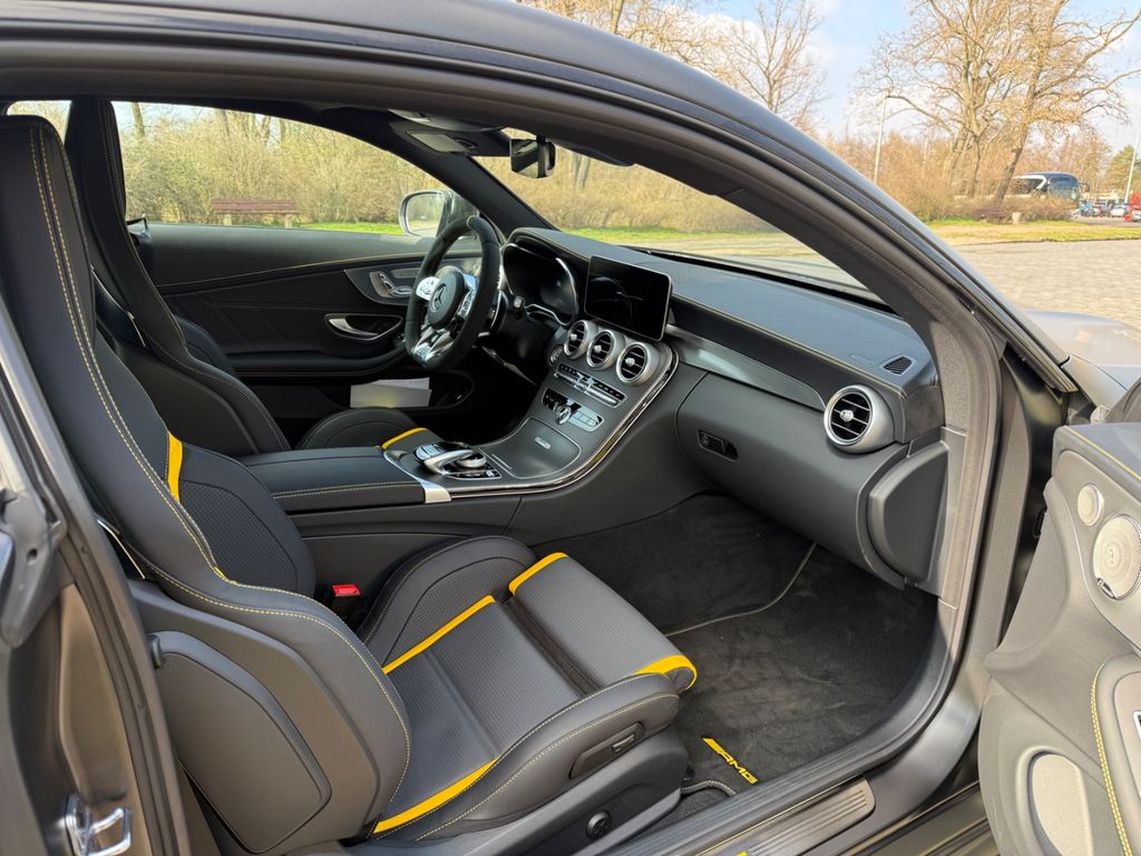 Mercedes-Benz C 63 AMG