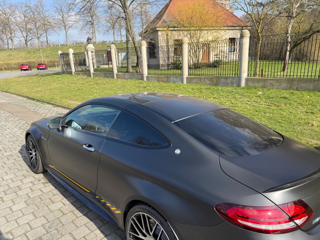 Mercedes-Benz C 63 AMG