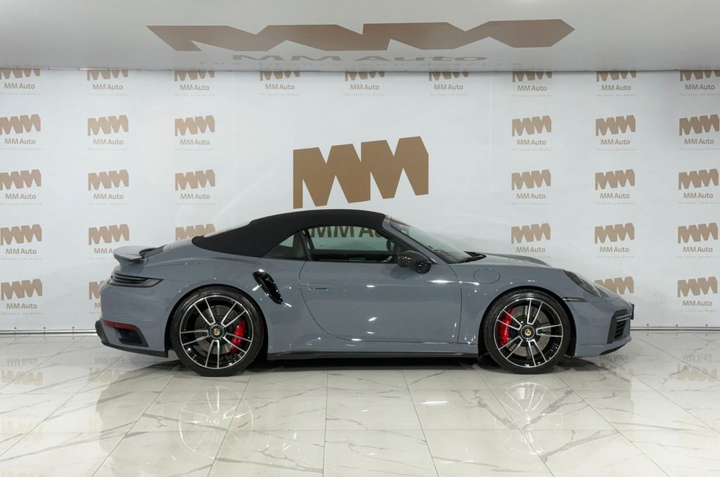 Porsche 992 2023