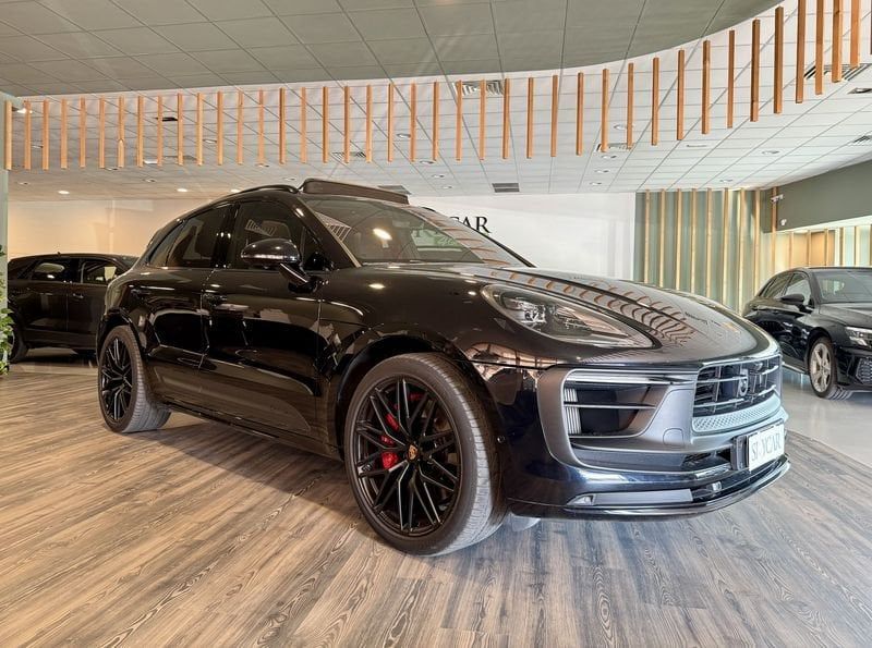 Porsche Macan 2022