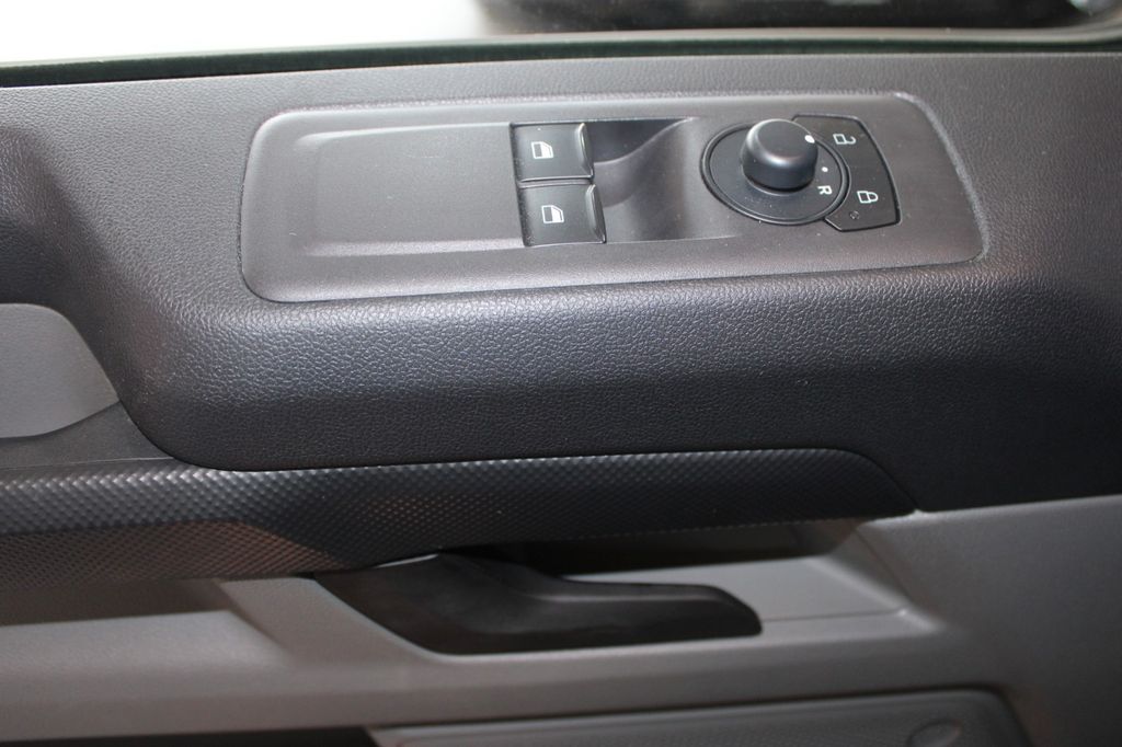 Ford Transit Custom 2025