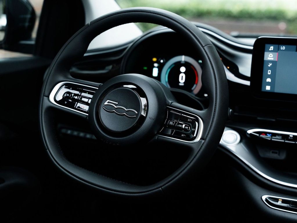 Fiat 500C 2023