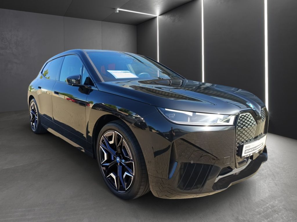 BMW iX 2023