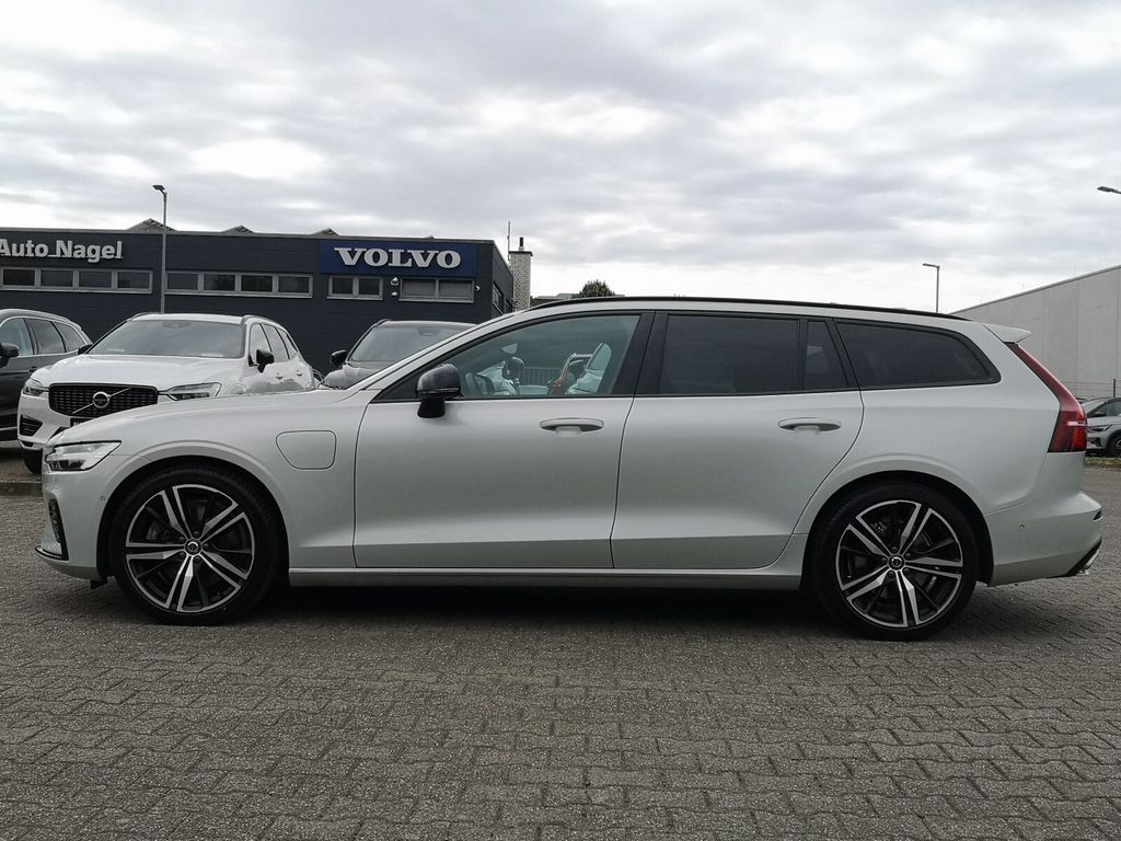 Volvo V60 2022