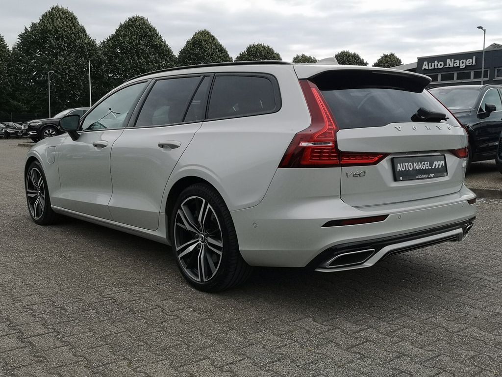 Volvo V60 2022