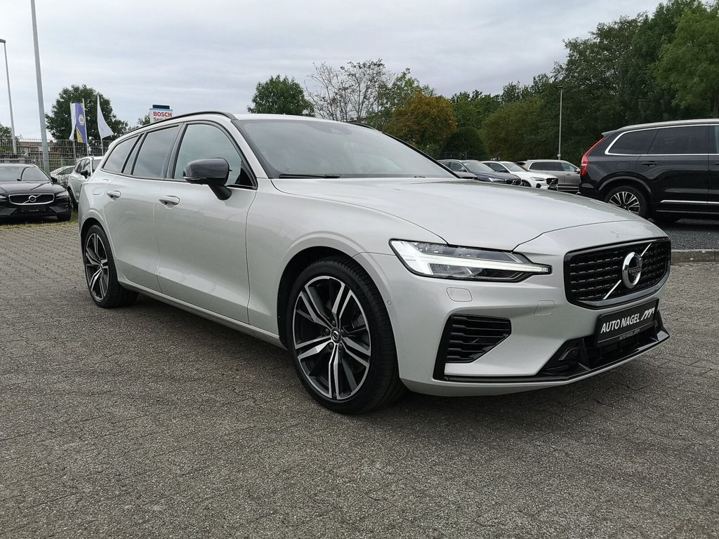 Volvo V60 2022