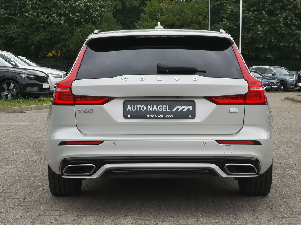 Volvo V60 2022