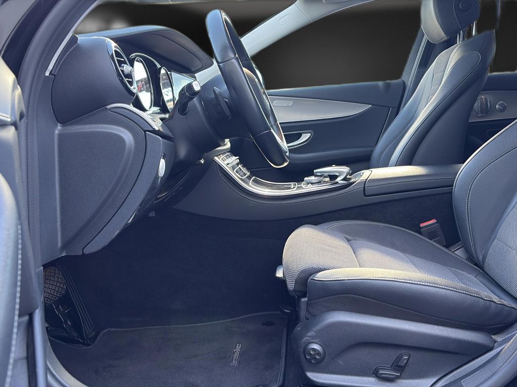 Mercedes-Benz E 300 2020