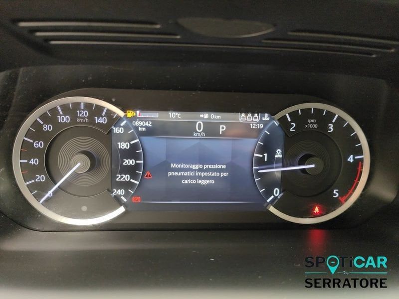 Land Rover Discovery Sport 2021