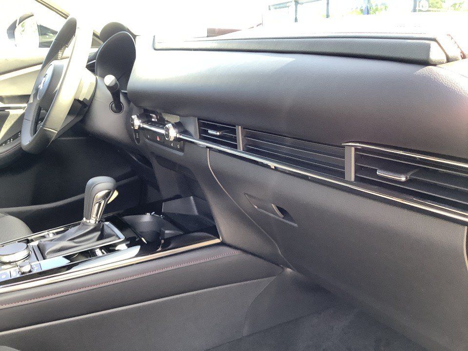 Mazda CX-30 2025