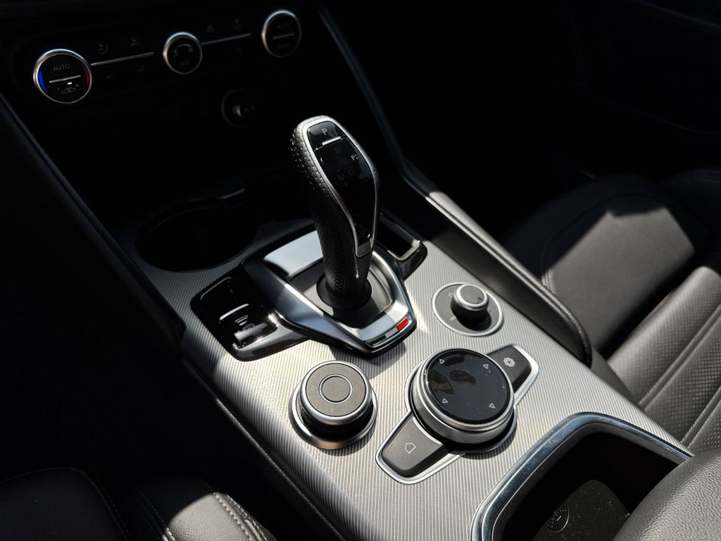 Alfa Romeo Giulia 2023