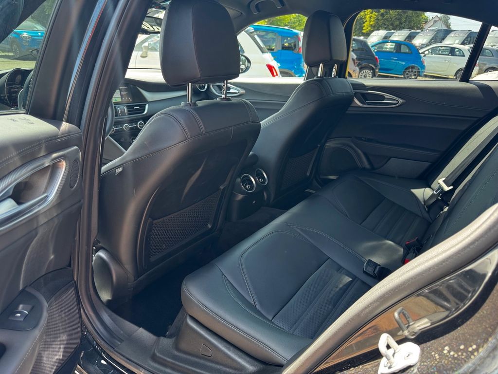 Alfa Romeo Giulia 2023