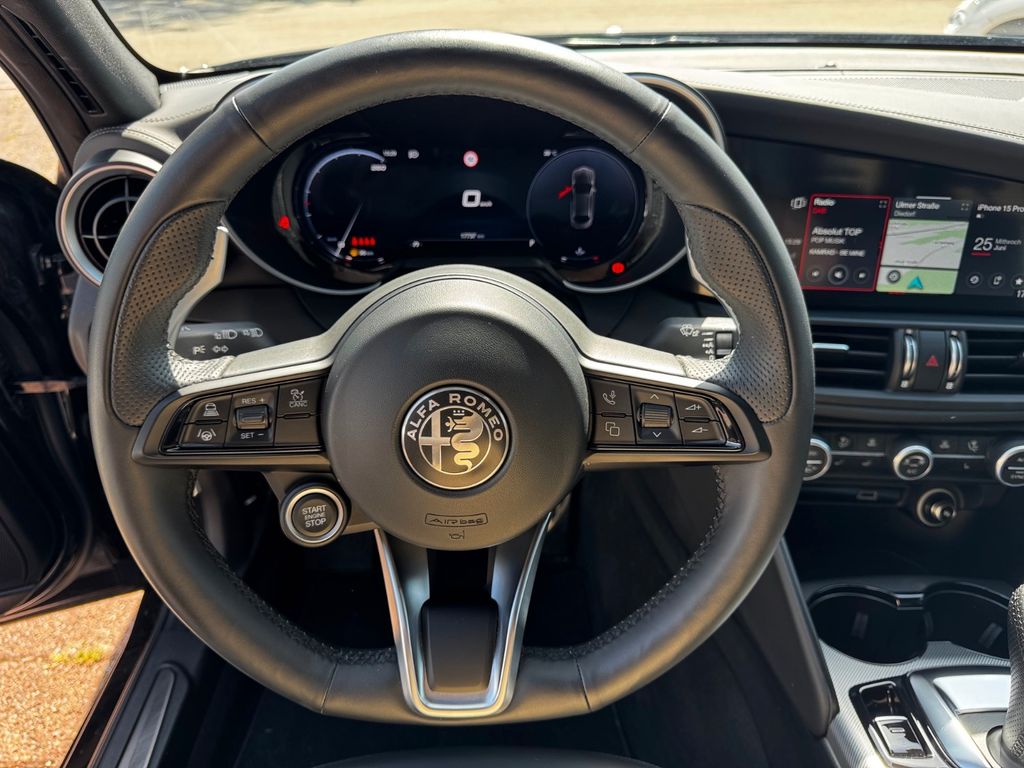 Alfa Romeo Giulia 2023