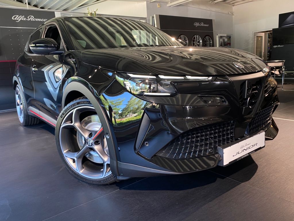 Alfa Romeo Junior 2025