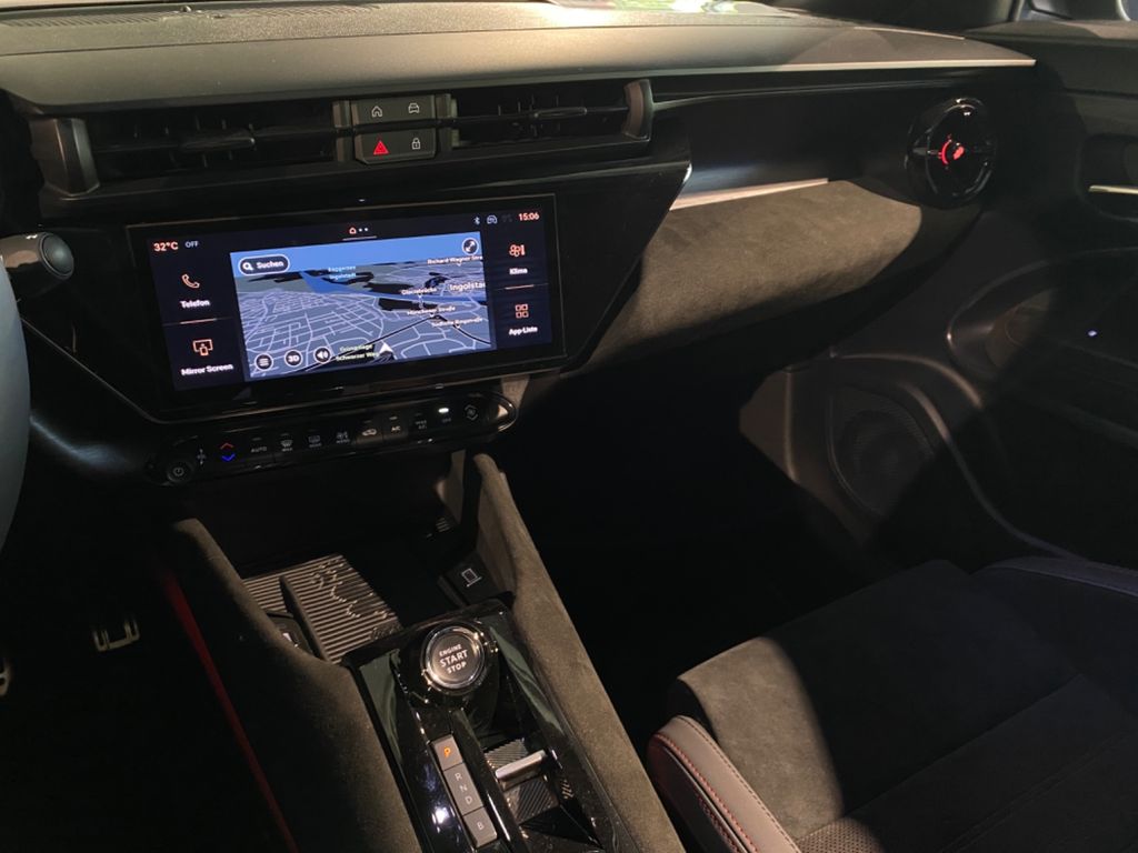 Alfa Romeo Junior 2025