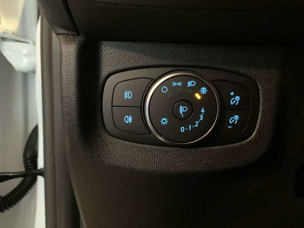 Ford Transit Courier 2025