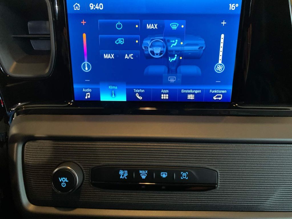 Ford Transit Courier 2025