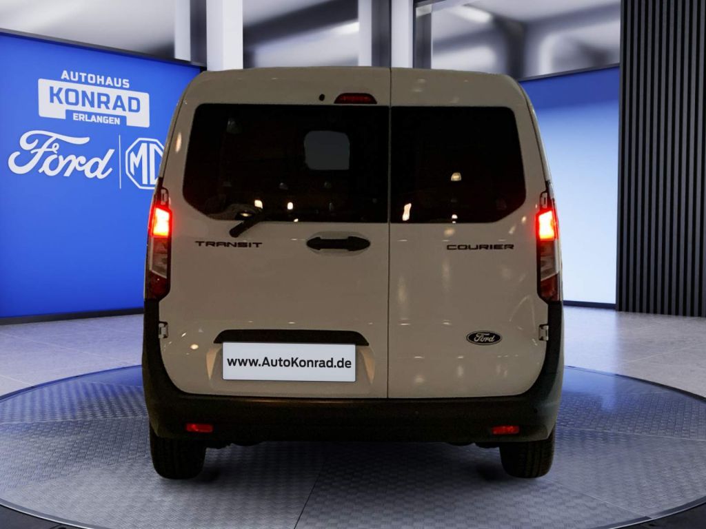 Ford Transit Courier 2025
