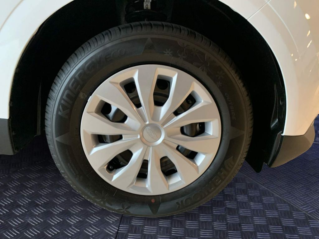 Ford Transit Courier 2025