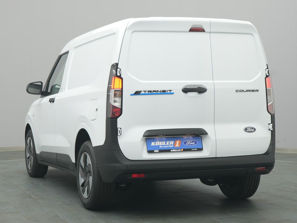 Ford Transit Courier 2025