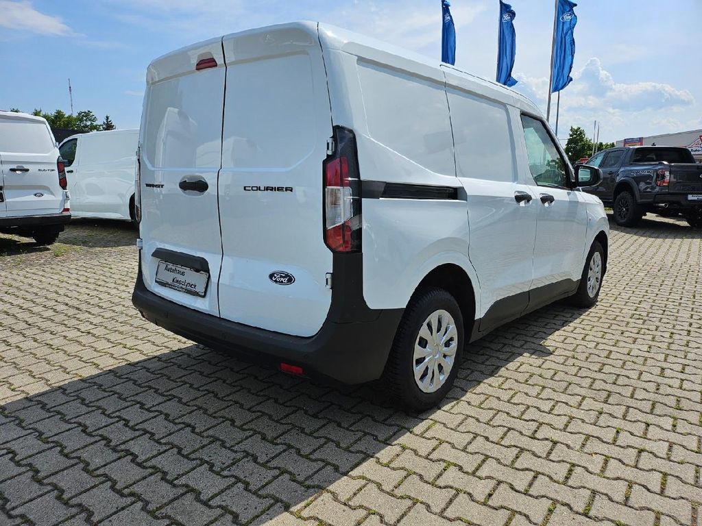 Ford Transit Courier 2024