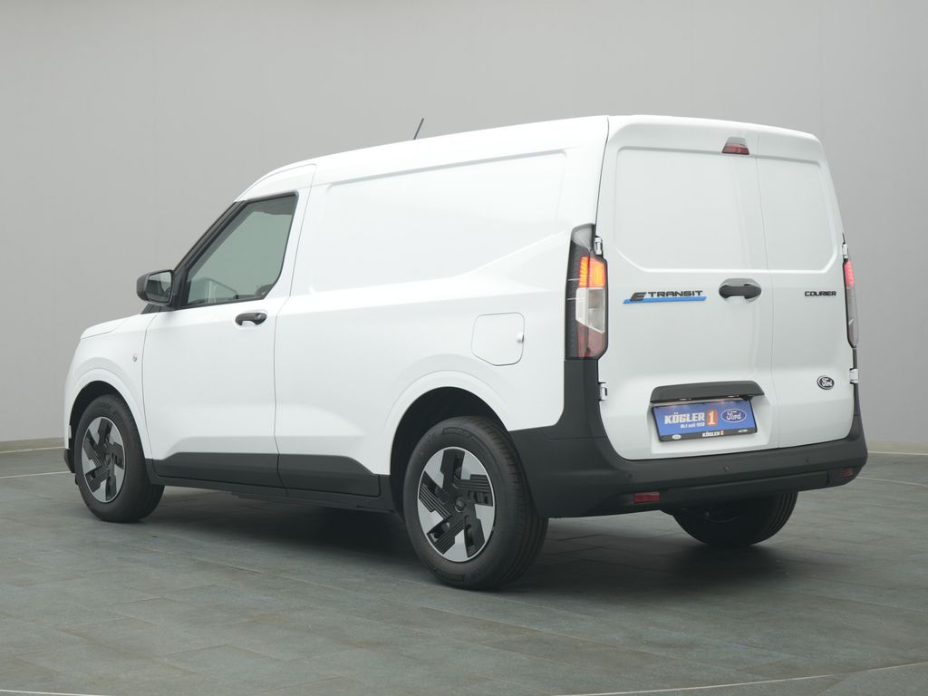 Ford Transit Courier 2025