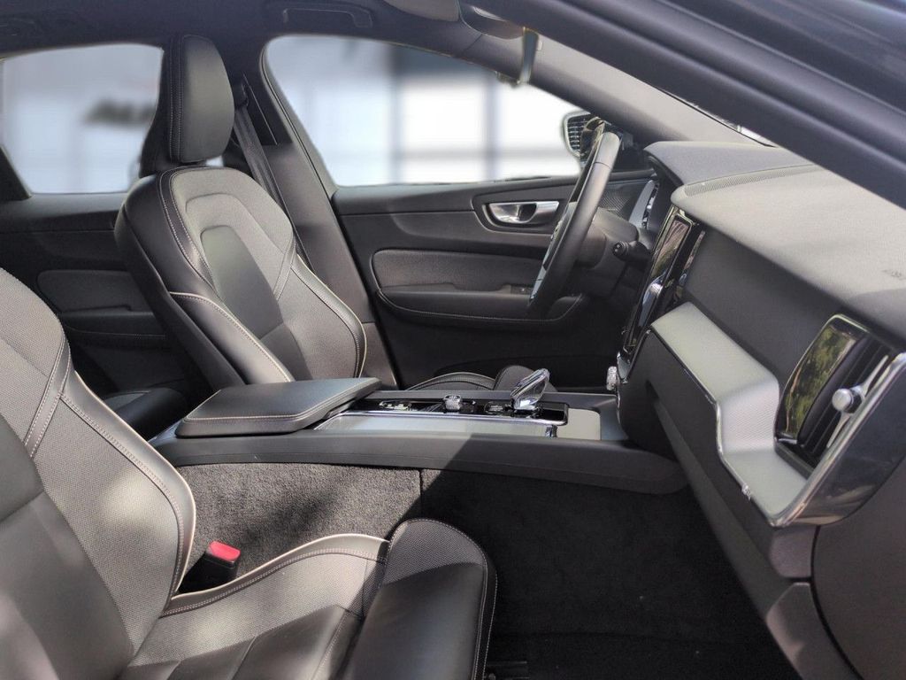 Volvo XC60 2023