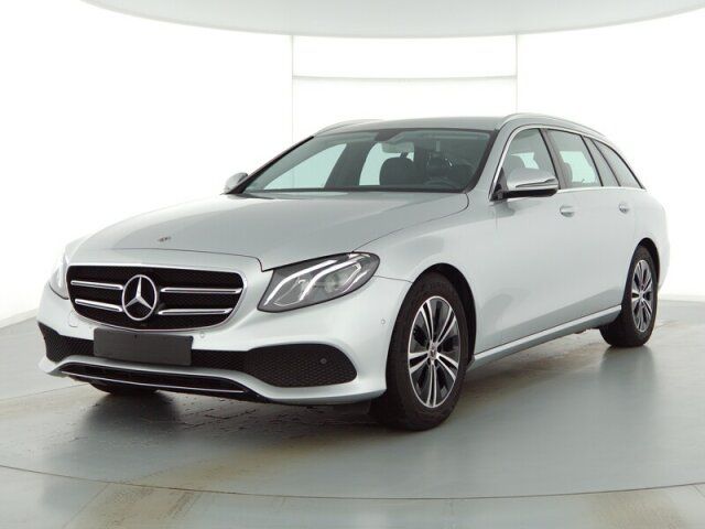 Mercedes-Benz E 220 2021
