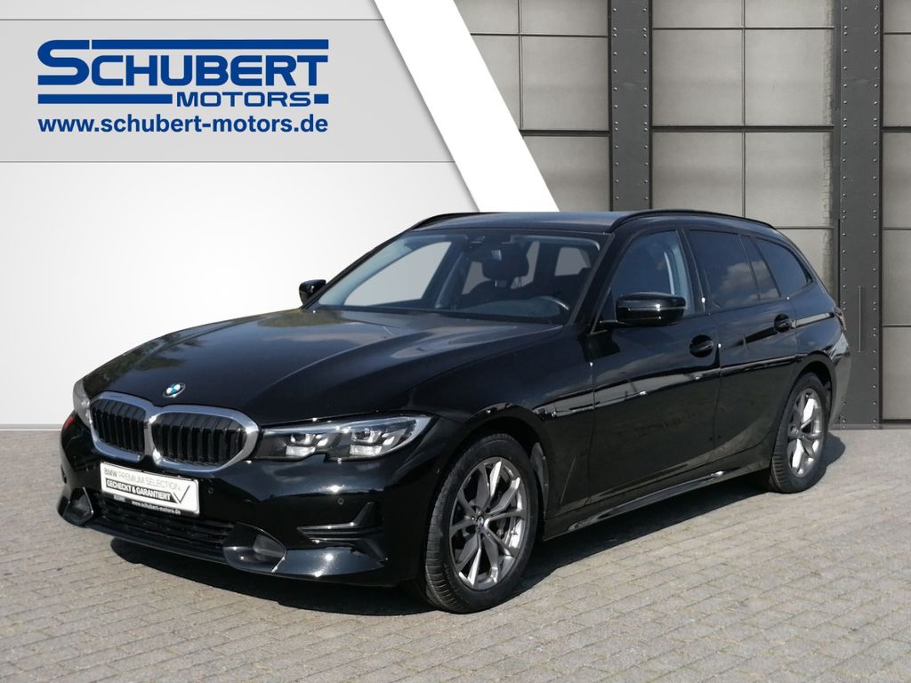 BMW 330 2022