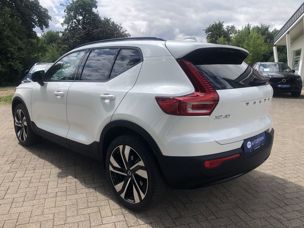 Volvo XC40 2024