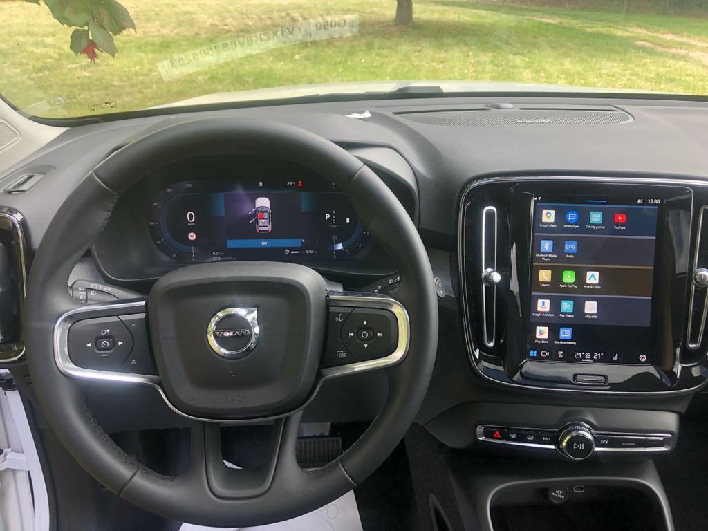 Volvo XC40 2024