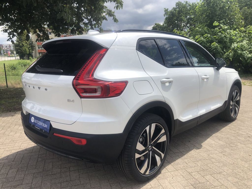 Volvo XC40 2024
