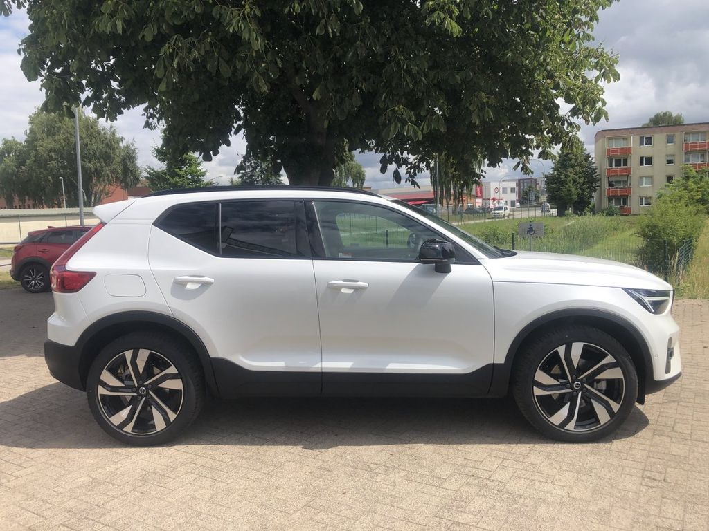 Volvo XC40 2024