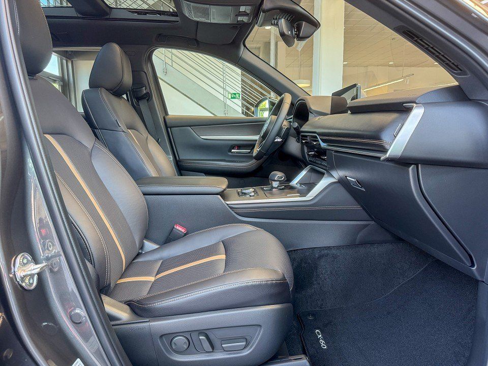 Mazda CX-60 2025