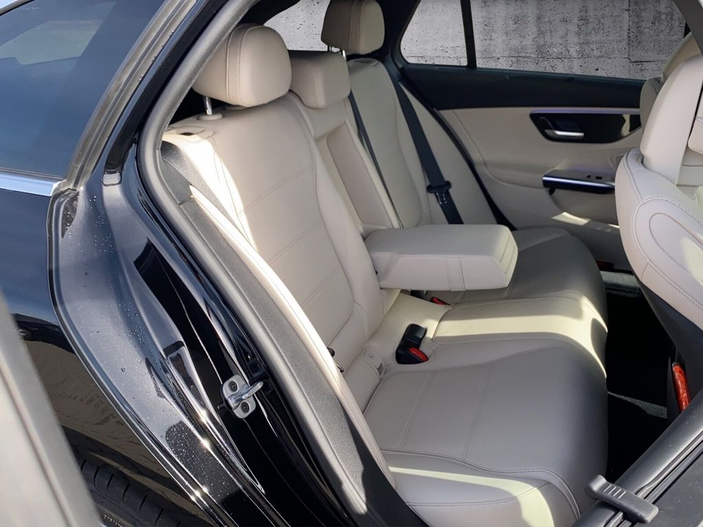 Mercedes-Benz C 200 2024