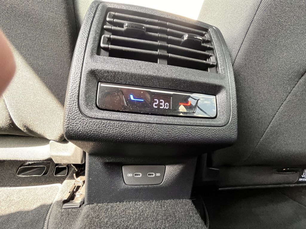 Volkswagen Golf 2024