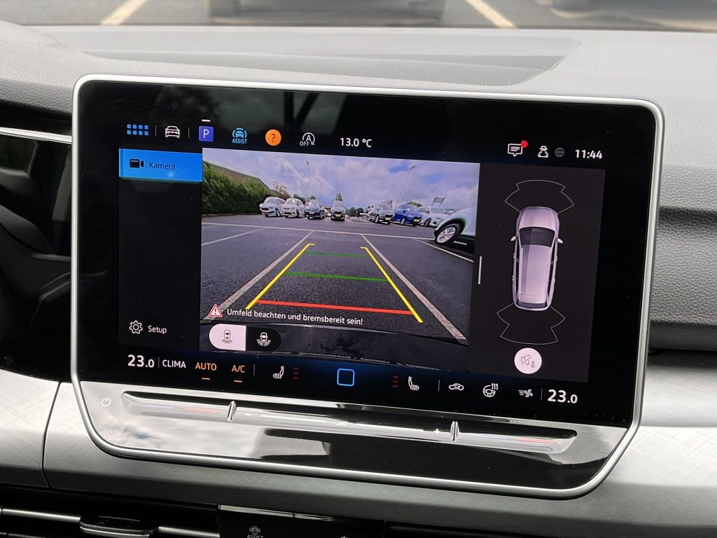 Volkswagen Golf 2024